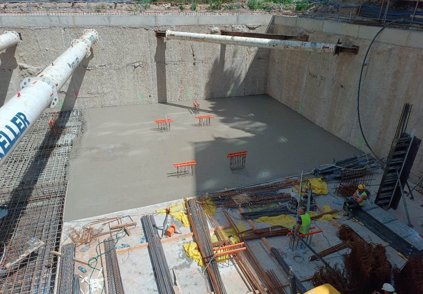 Postęp pracy inwestycji Żelazna 54, Warszawa Wola